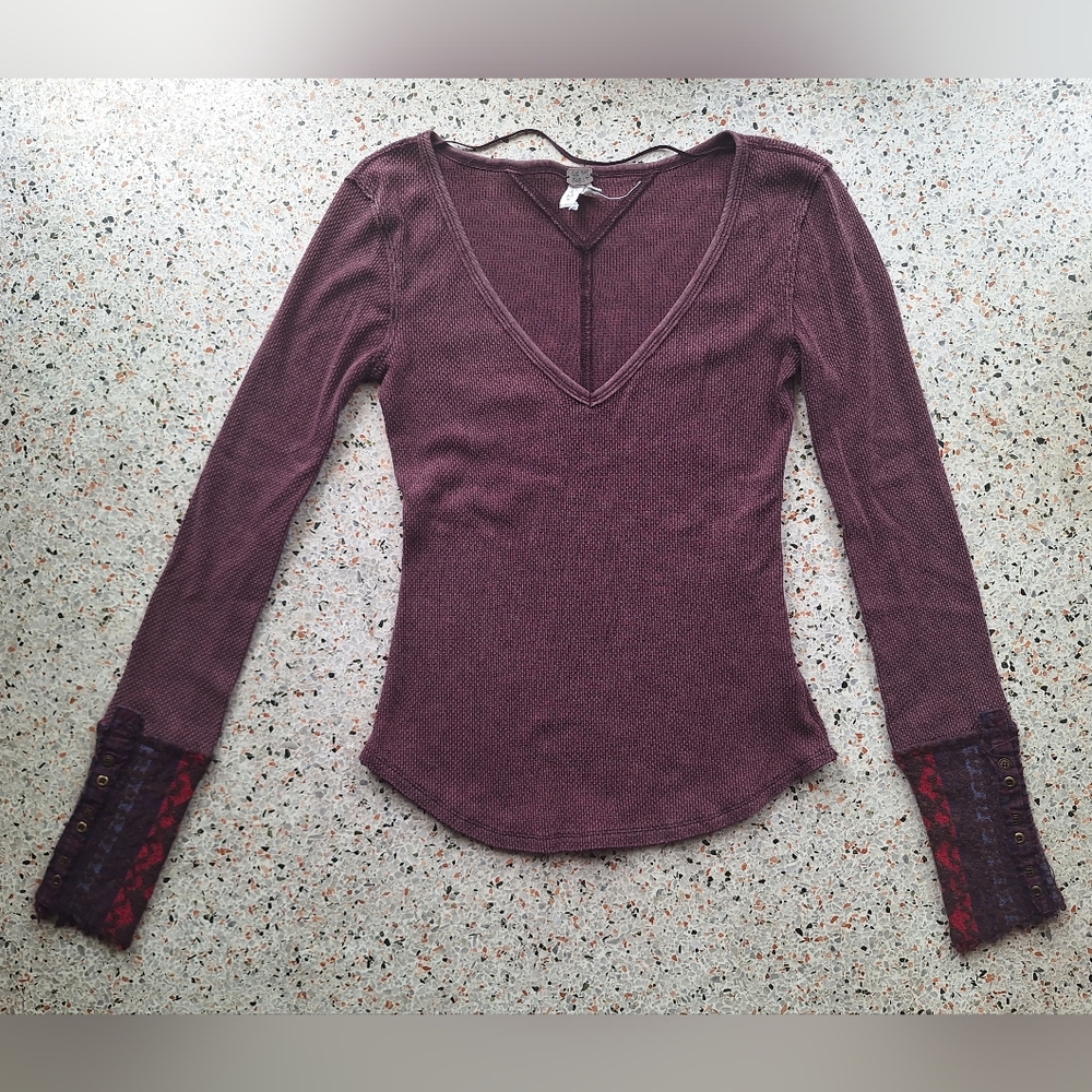 Free People Art School Thermal Longsleeve V-neck Top - Picture 4 of 11